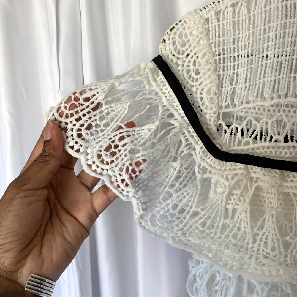 ❌SOLD❌Lucy Wang White Lace Dress Size S - Picture 10 of 11